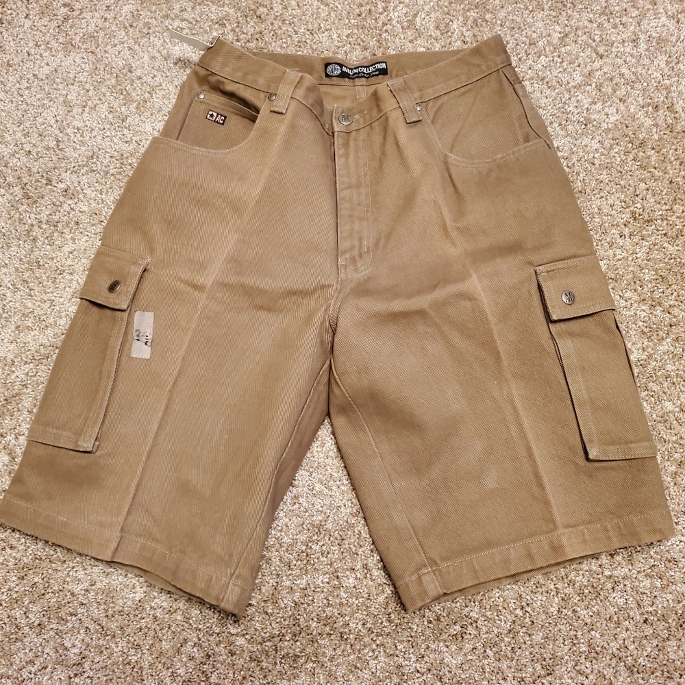 Mens Short - Picture 2 of 6